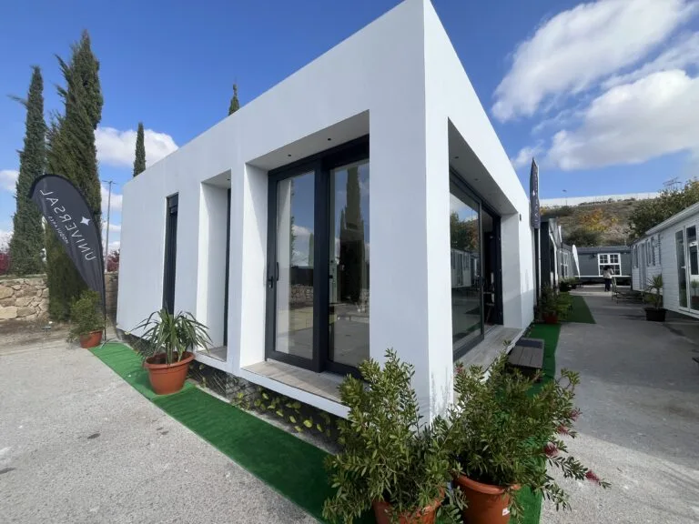 Casa prefabricada modelo Universal Grand Luxe 60 de 60 m²